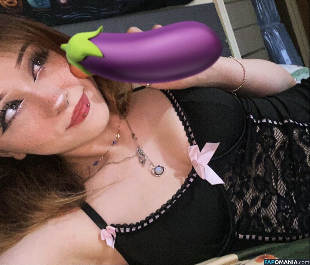 Kittyis._.Schizo / Sabah Nessy / Schizo_Kitty / Schizo_Kitty999 / Succubuss._.Kitty / Sw33tn3ss._.Nessy Çıplak OnlyFans  Sızdırılmış Fotoğraf #3