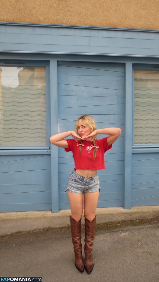 Sabrina Carpenter / https: / sabrinacarpenter Çıplak OnlyFans  Sızdırılmış Fotoğraf #74