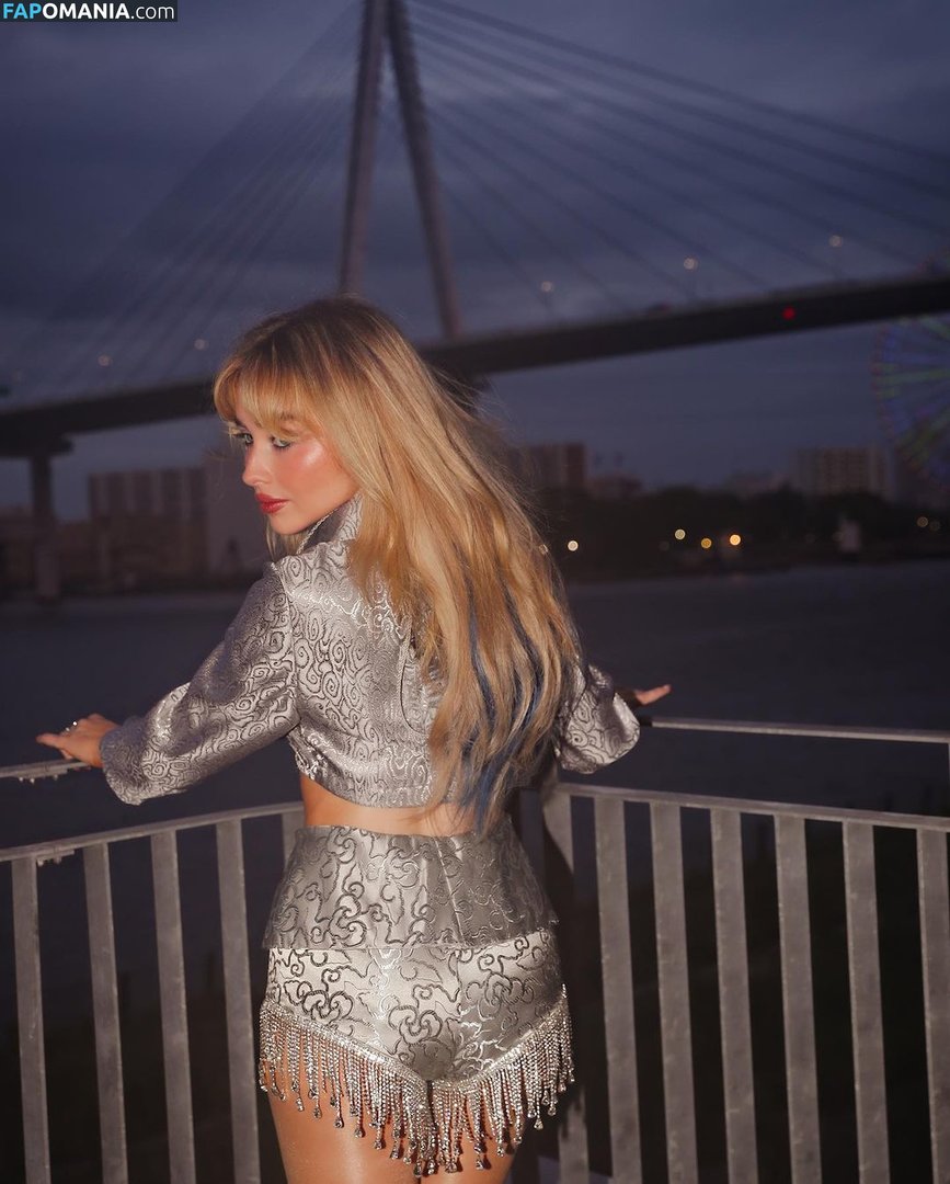 Sabrina Carpenter / https: / sabrinacarpenter Çıplak OnlyFans  Sızdırılmış Fotoğraf #90