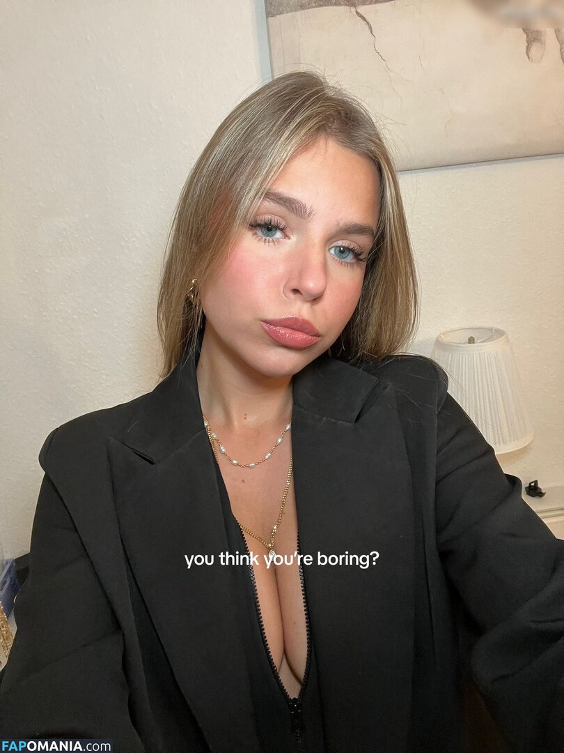 Sabrina Sedlatschek Çıplak OnlyFans  Sızdırılmış Fotoğraf #1