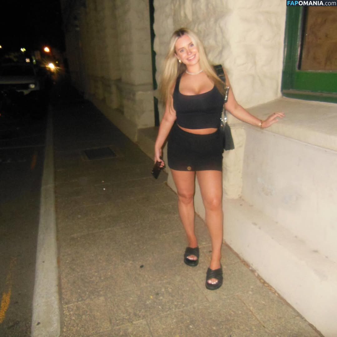 Sacha Ross / sachaross / sasharosexxx Çıplak OnlyFans  Sızdırılmış Fotoğraf #1