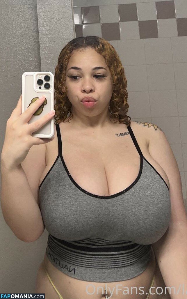 Joelleleilani / Lanilovee / Sadhoetarius Çıplak OnlyFans  Sızdırılmış Fotoğraf #3