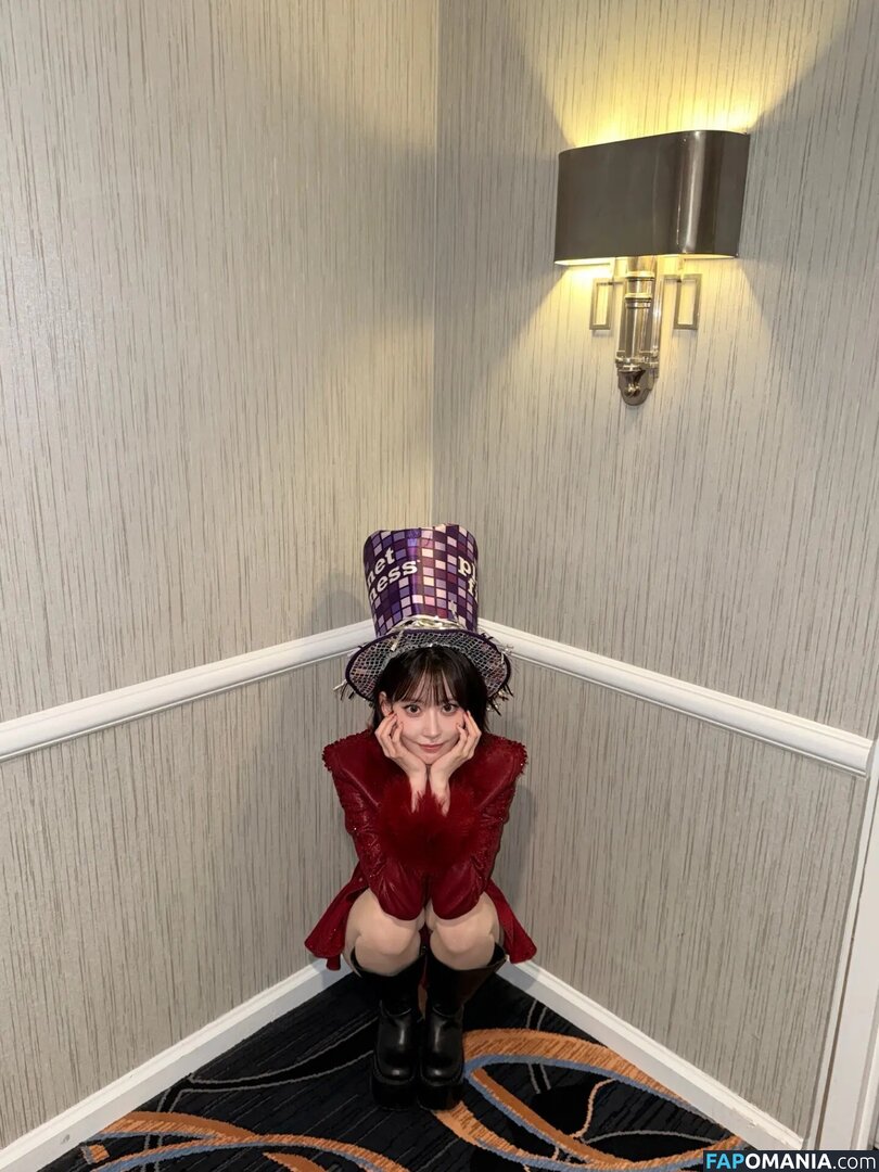 39saku_chan / LESSERAFIM / Sakura Miyawaki 宮脇 咲良 Çıplak OnlyFans  Sızdırılmış Fotoğraf #5