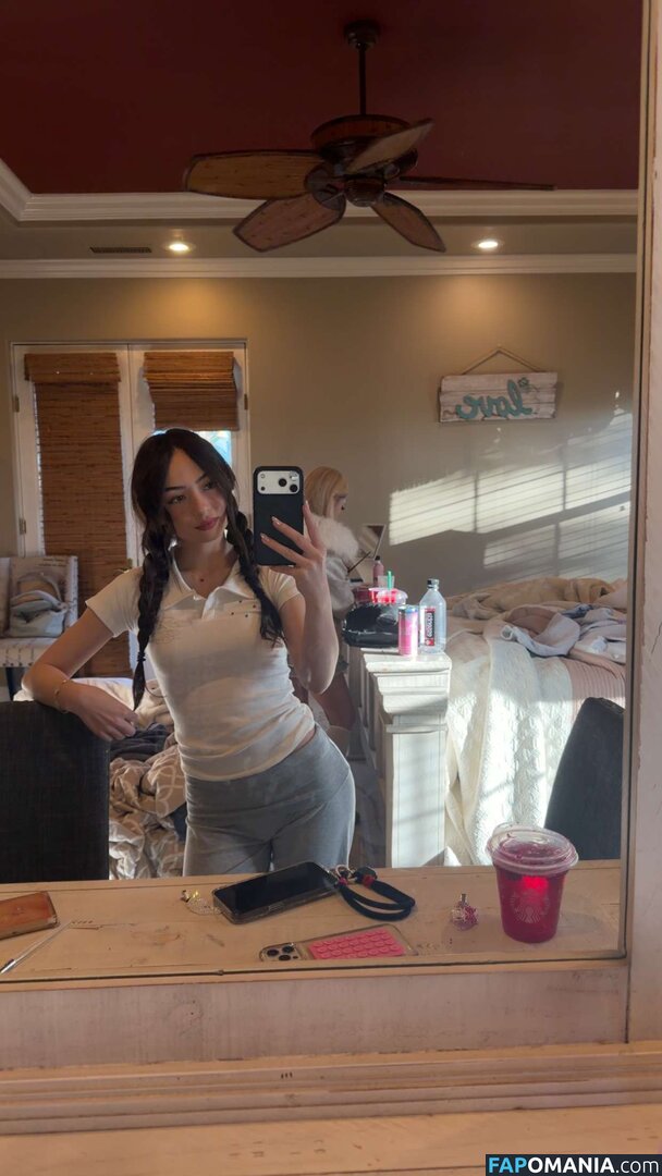 Sakura Shymko / SakuraShymko Çıplak OnlyFans  Sızdırılmış Fotoğraf #18