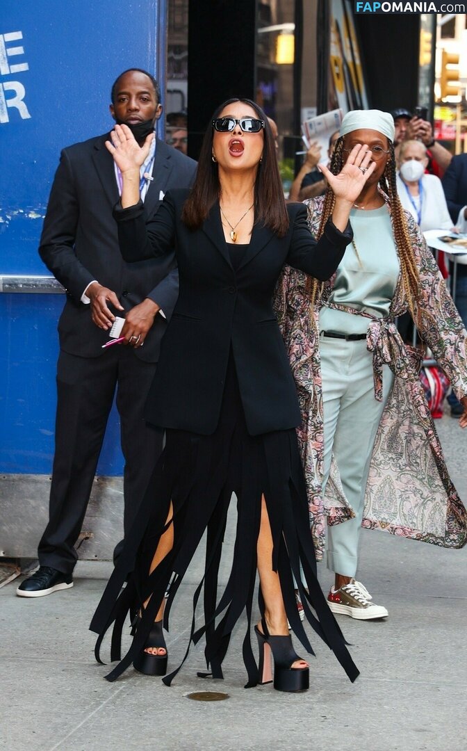 Salma Hayek / salmahayek Çıplak OnlyFans  Sızdırılmış Fotoğraf #8