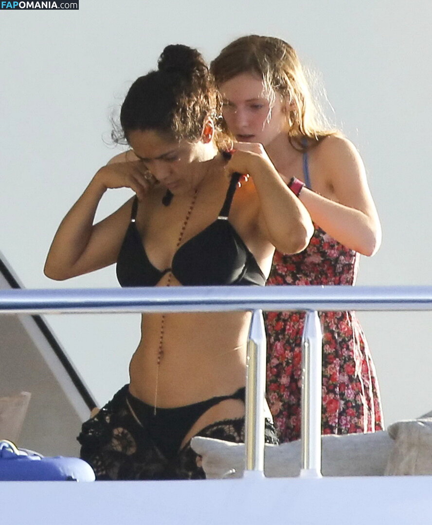 Salma Hayek / salmahayek Çıplak OnlyFans  Sızdırılmış Fotoğraf #1454