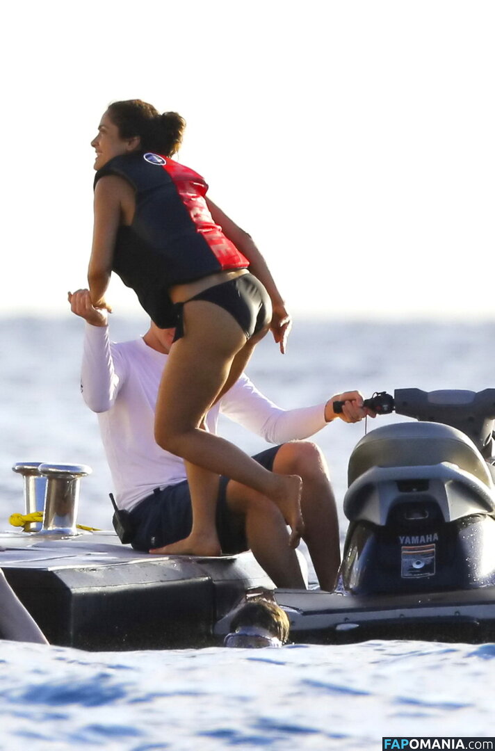 Salma Hayek / salmahayek Çıplak OnlyFans  Sızdırılmış Fotoğraf #1459