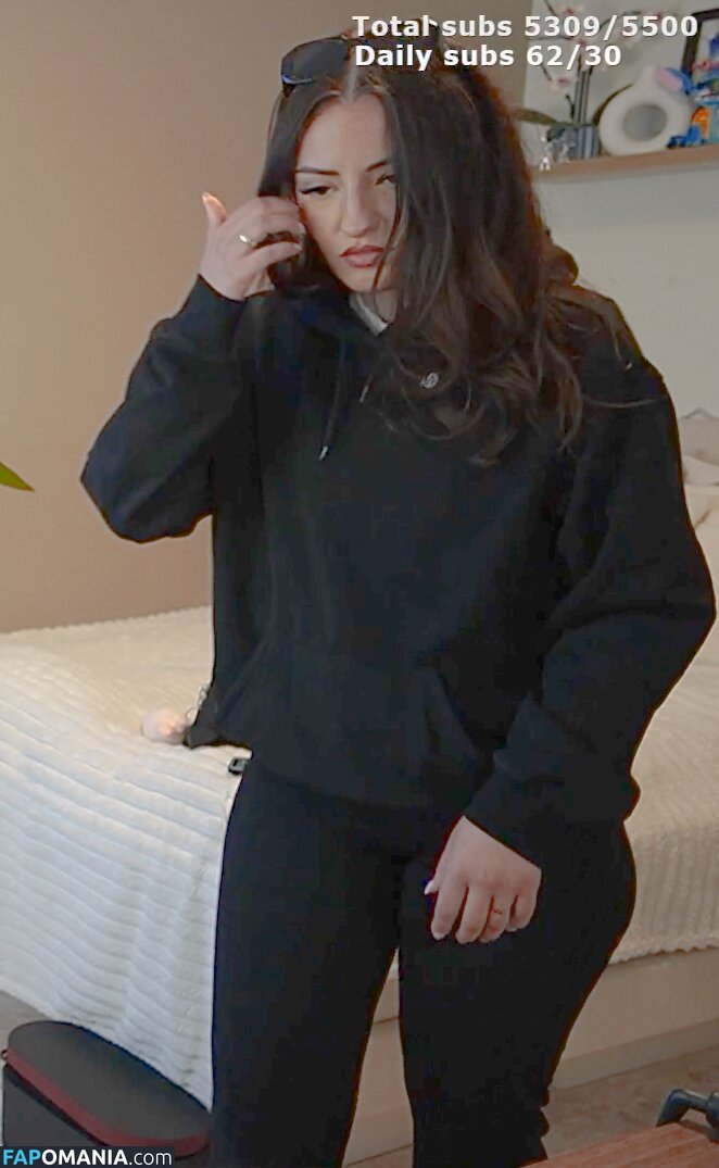 NoraExplorer Sister / Salmmuss / https: / salmmus / salmmusss / salmunozz Çıplak OnlyFans  Sızdırılmış Fotoğraf #15