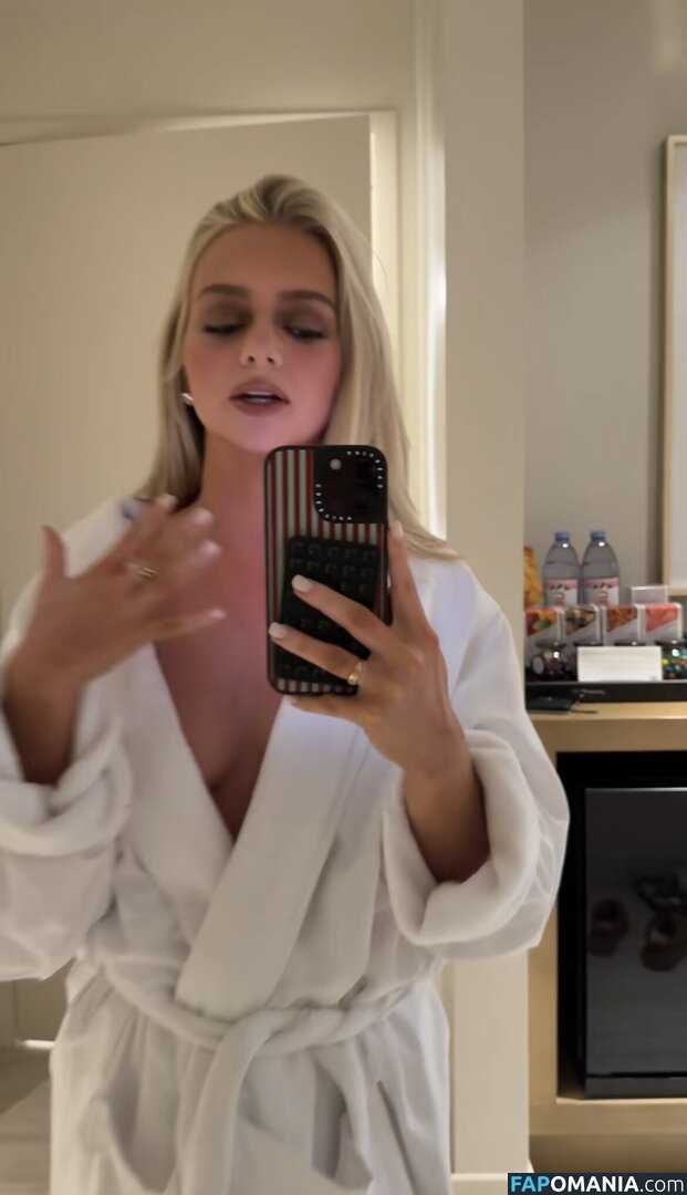 Samantha Riehl / https: / samanthariehl Çıplak OnlyFans  Sızdırılmış Fotoğraf #1