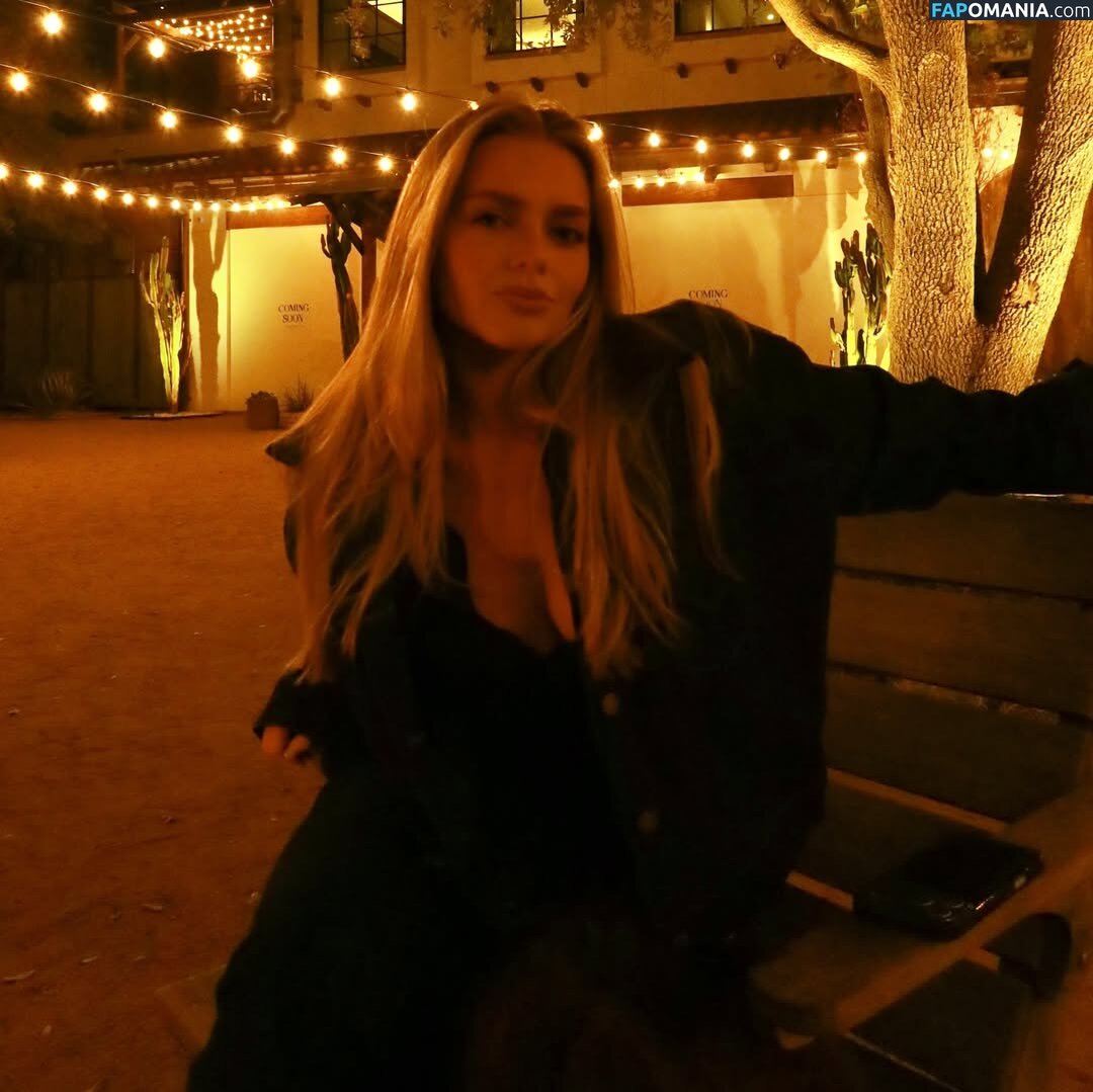 Samantha Riehl / https: / samanthariehl Çıplak OnlyFans  Sızdırılmış Fotoğraf #11