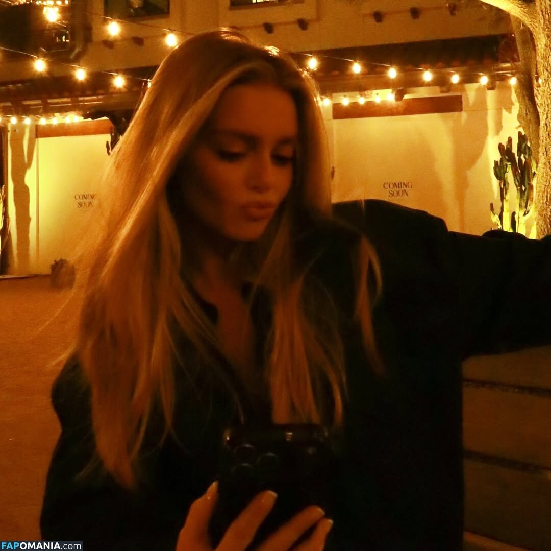 Samantha Riehl / https: / samanthariehl Çıplak OnlyFans  Sızdırılmış Fotoğraf #12
