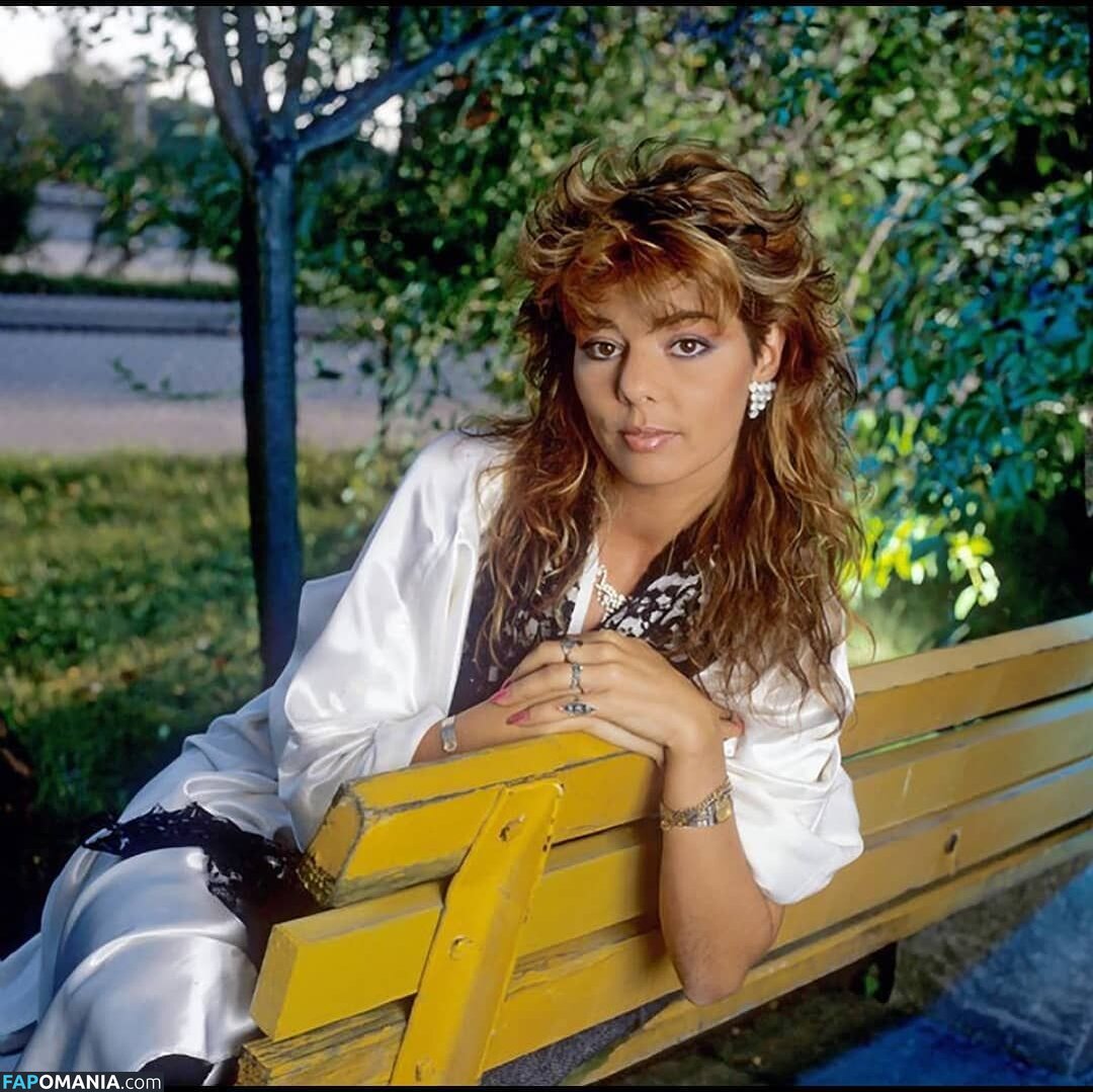 Sandra Lauer Cretu Çıplak OnlyFans  Sızdırılmış Fotoğraf #6