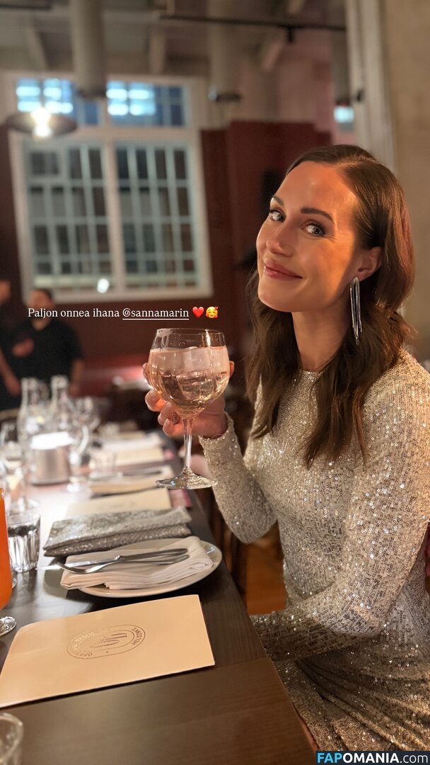 Sanna Marin / sannamarin Çıplak OnlyFans  Sızdırılmış Fotoğraf #18