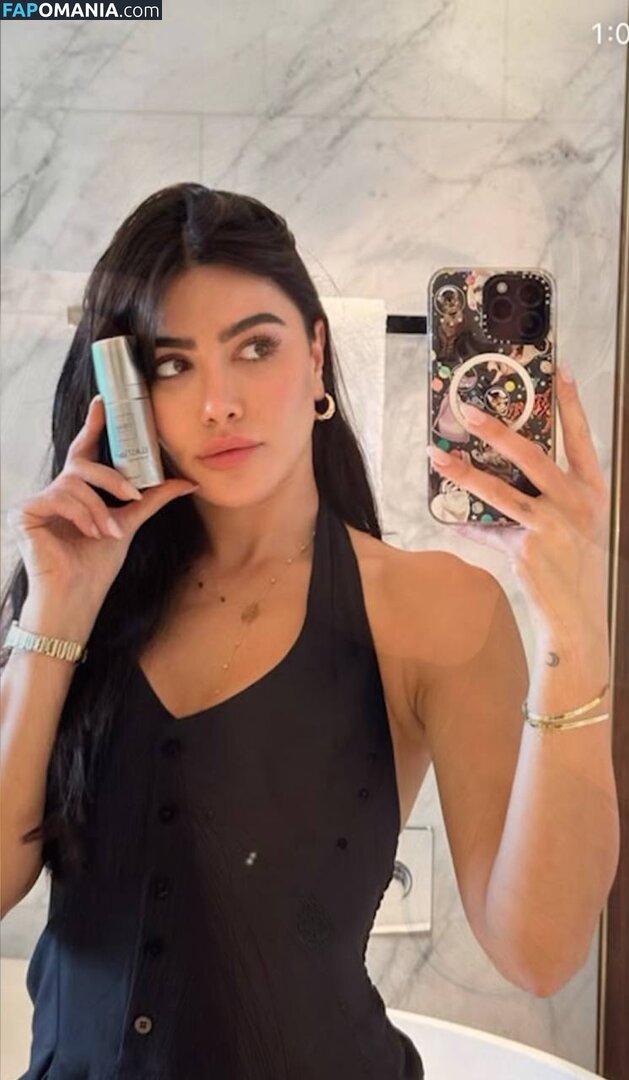 Sara Hesri / sarahesri Çıplak OnlyFans  Sızdırılmış Fotoğraf #4