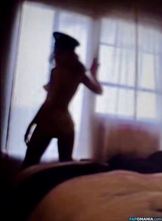 Sara King  / https: / saraxking Çıplak OnlyFans  Sızdırılmış Fotoğraf #1