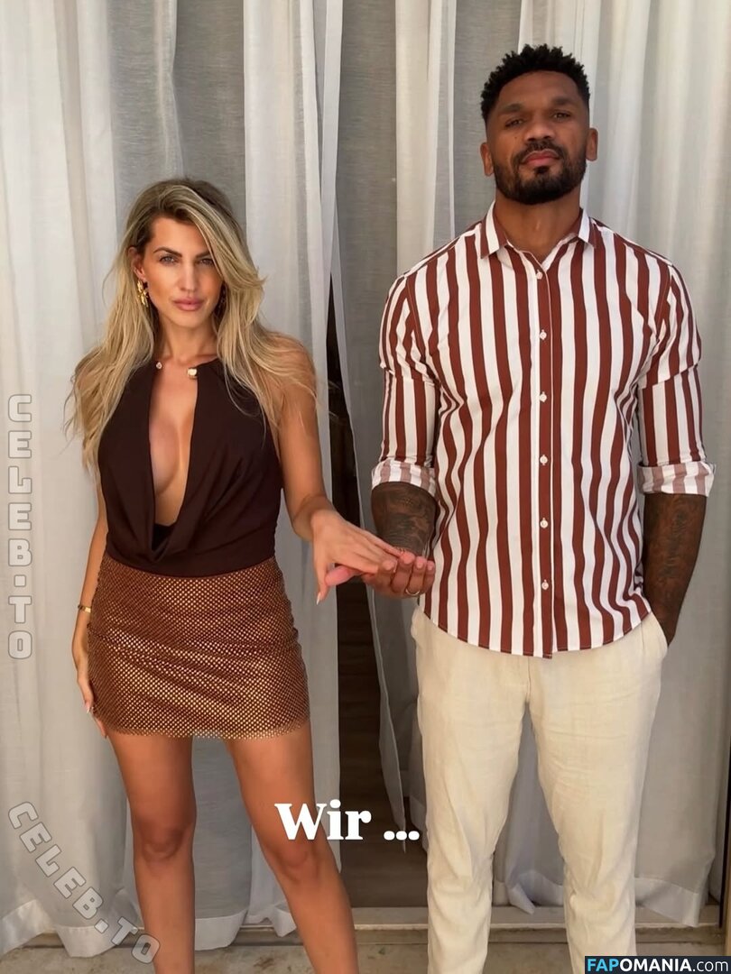 Sarah Harrison / sarah.harrison.official Çıplak OnlyFans  Sızdırılmış Fotoğraf #1