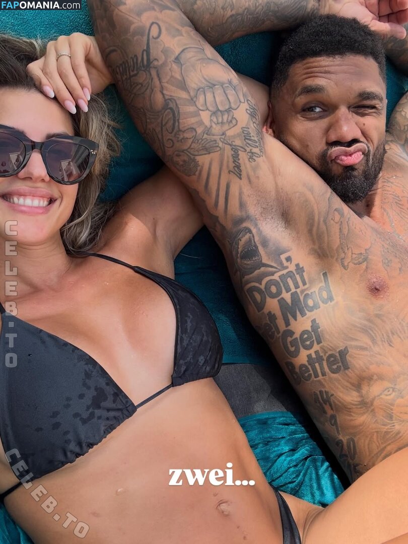 Sarah Harrison / sarah.harrison.official Çıplak OnlyFans  Sızdırılmış Fotoğraf #2