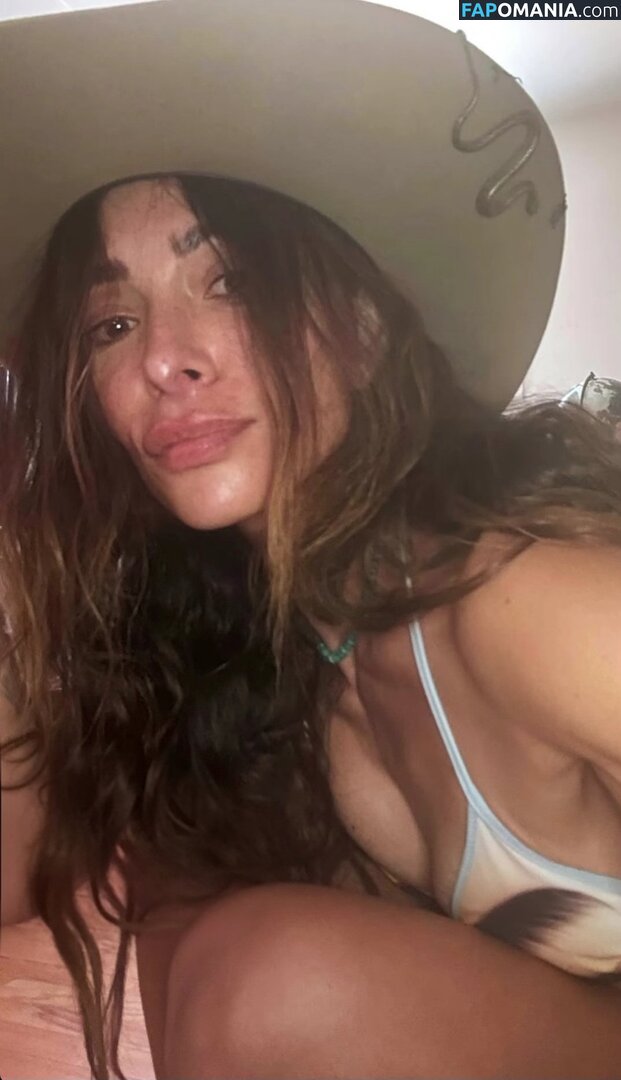 Sarah Shahi / SarahShahi Çıplak OnlyFans  Sızdırılmış Fotoğraf #215