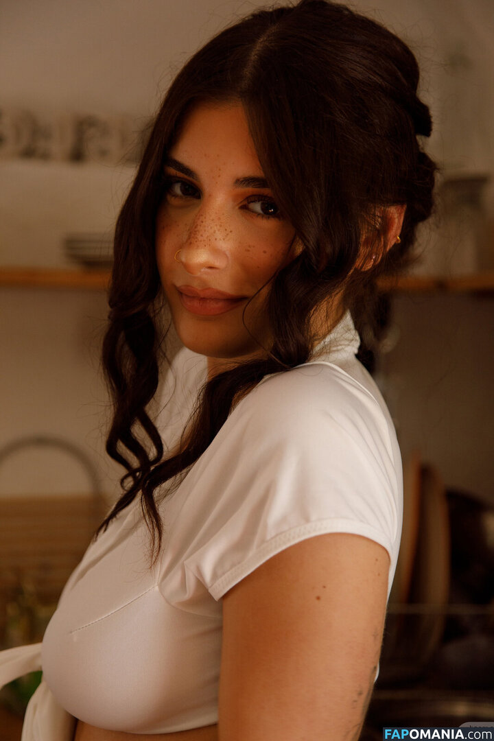 Sary Gimalda Çıplak OnlyFans  Sızdırılmış Fotoğraf #12