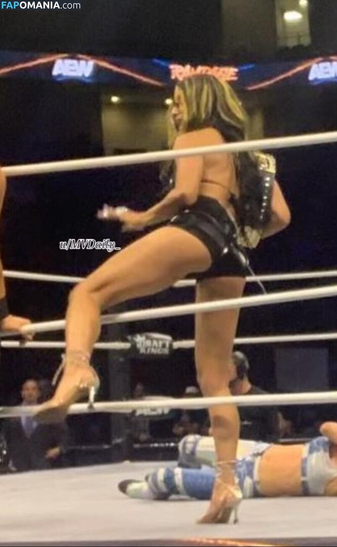 Sasha Banks / sashabankswwe / soxysasha Çıplak OnlyFans  Sızdırılmış Fotoğraf #49