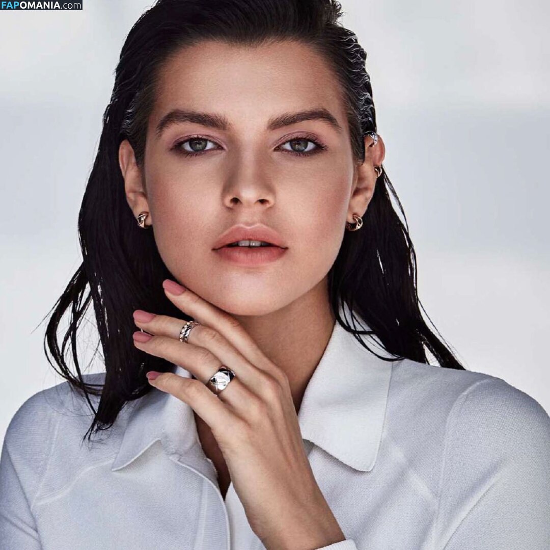 Sasha Zotova / shuzolotova Çıplak OnlyFans  Sızdırılmış Fotoğraf #3