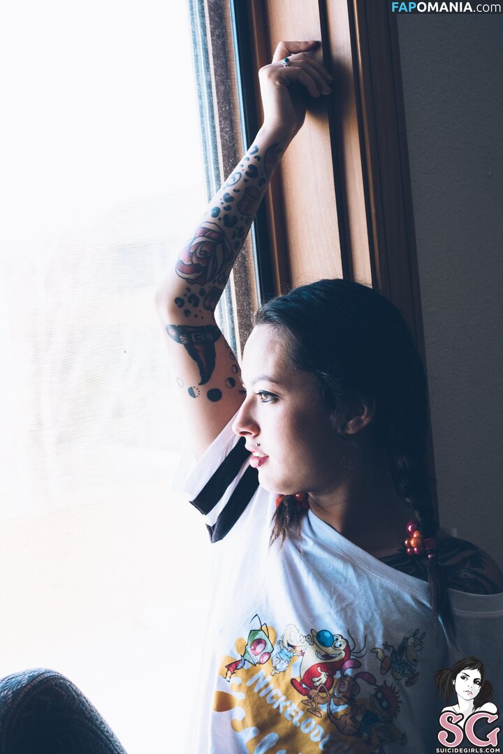 Sassafrass / _sassafrass / definite.bad.idea Çıplak OnlyFans  Sızdırılmış Fotoğraf #1