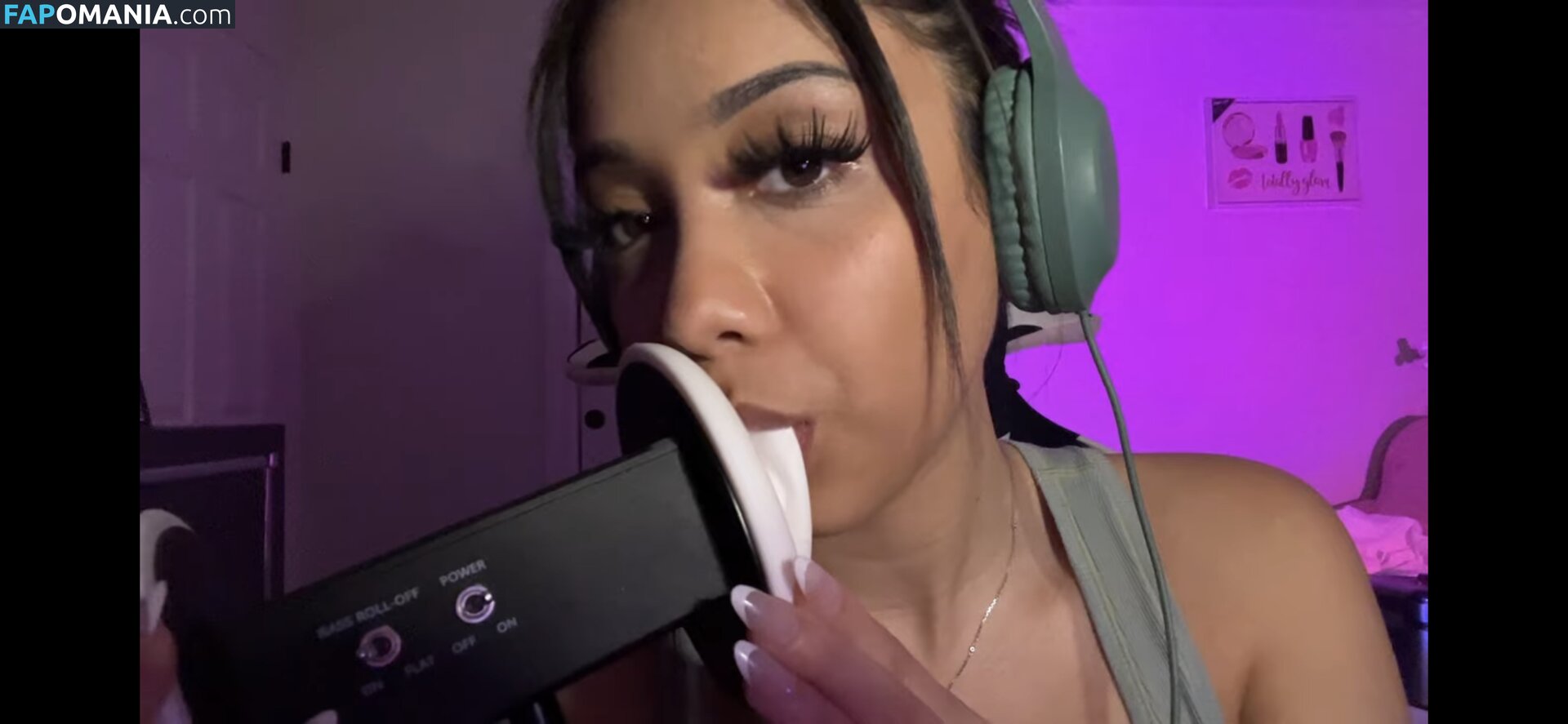 SassySounds ASMR / SassysoundsASMR / sassyselenaaaa / selenaaasasmr Çıplak OnlyFans  Sızdırılmış Fotoğraf #44