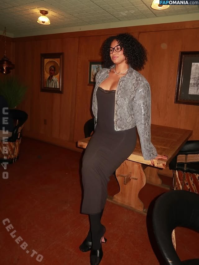 Satou Sabally / satou_sabally Çıplak OnlyFans  Sızdırılmış Fotoğraf #3