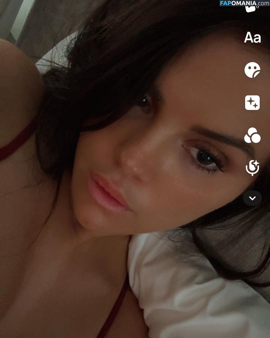 Selena Gomez Çıplak Sızdırılmış Fotoğraf #219