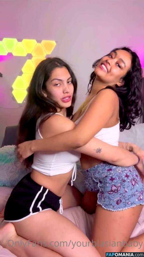 Self Booba Licking Videos / lizzobeeating Çıplak OnlyFans  Sızdırılmış Fotoğraf #21