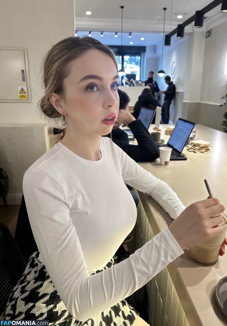 Serena Skybourne / https: / serenaskybourne Çıplak OnlyFans  Sızdırılmış Fotoğraf #37