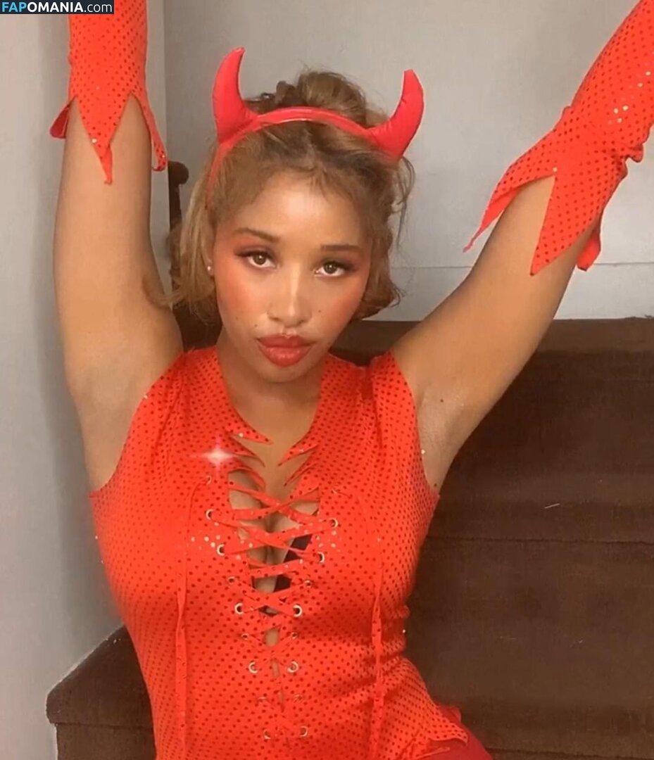 SaintShalyn / Sha_Griff, SaintShalyn Çıplak OnlyFans  Sızdırılmış Fotoğraf #5