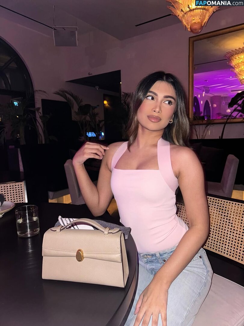 Shabreen Meerasafeer / shabreensabeer Çıplak OnlyFans  Sızdırılmış Fotoğraf #3