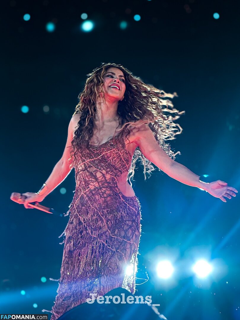 Shakira / shakkira Çıplak OnlyFans  Sızdırılmış Fotoğraf #563