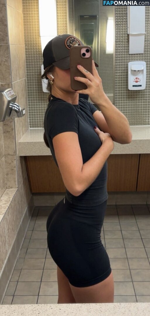 Shelby Abbott / shelbyabbott11 / simplyyhott Çıplak OnlyFans  Sızdırılmış Fotoğraf #16