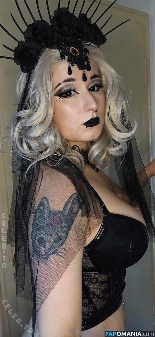 Shiruka.Cosplay / ShirukaChaan / https: Çıplak OnlyFans  Sızdırılmış Fotoğraf #7
