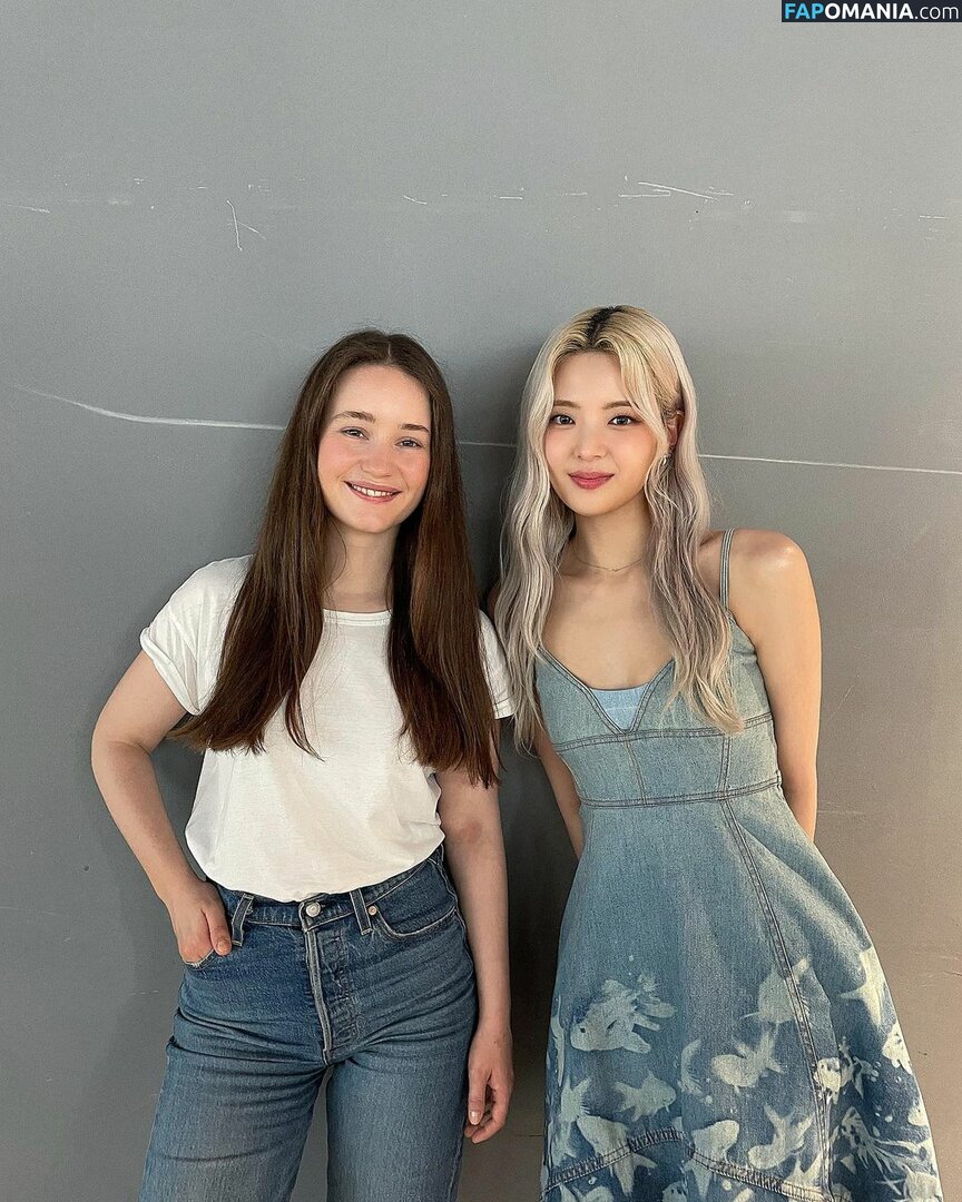 Sigrid / Sigrid Solbakk Raabe / thisissigrid Çıplak OnlyFans  Sızdırılmış Fotoğraf #3