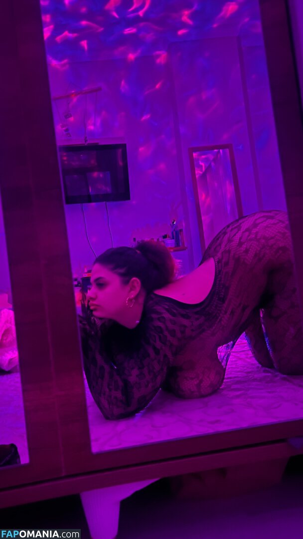 Silentnnova / Turkish busty HaticeYilmaz Çıplak OnlyFans  Sızdırılmış Fotoğraf #5