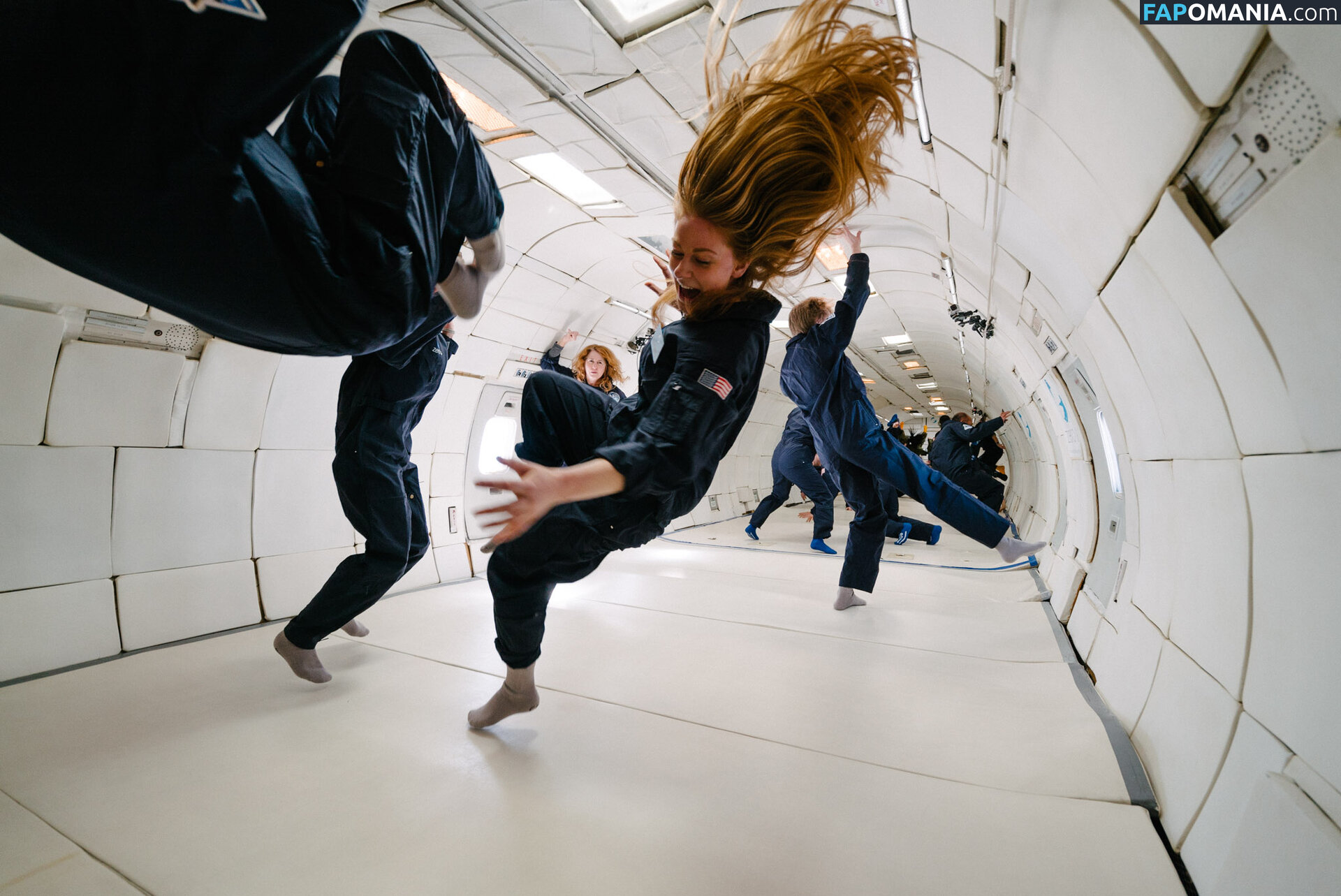 Simone Giertz / simonegiertz Çıplak OnlyFans  Sızdırılmış Fotoğraf #10