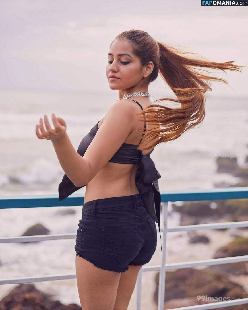 Simran Kaur Hundal Çıplak OnlyFans  Sızdırılmış Fotoğraf #31