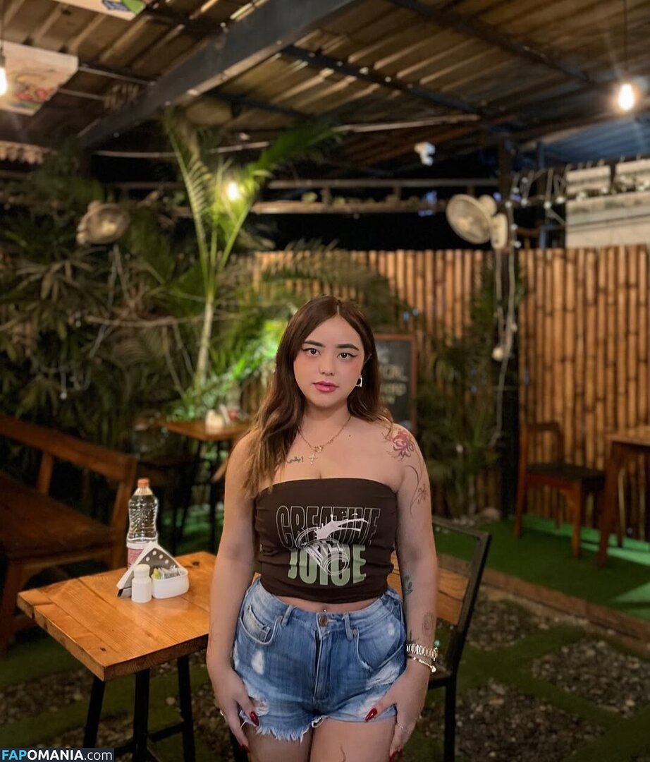 simranyonzon Çıplak OnlyFans  Sızdırılmış Fotoğraf #6