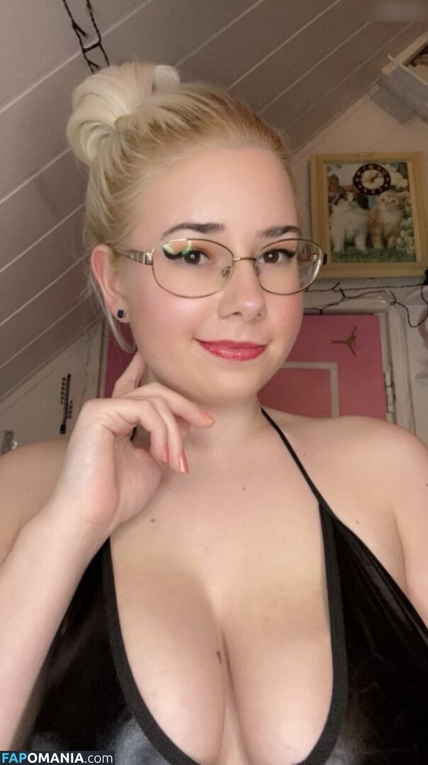 Sina-Marie Hüttner / sina.mh2001 Çıplak OnlyFans  Sızdırılmış Fotoğraf #11