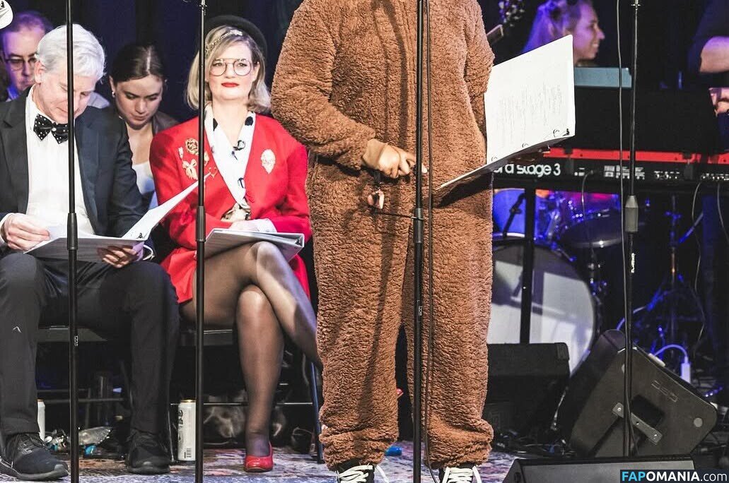 Siobhan Thompson / vornietom Çıplak OnlyFans  Sızdırılmış Fotoğraf #1