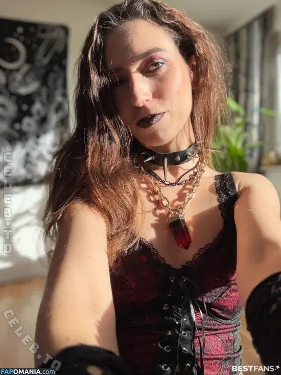 Skarlya / darkelements_byskarlya Çıplak OnlyFans  Sızdırılmış Fotoğraf #2