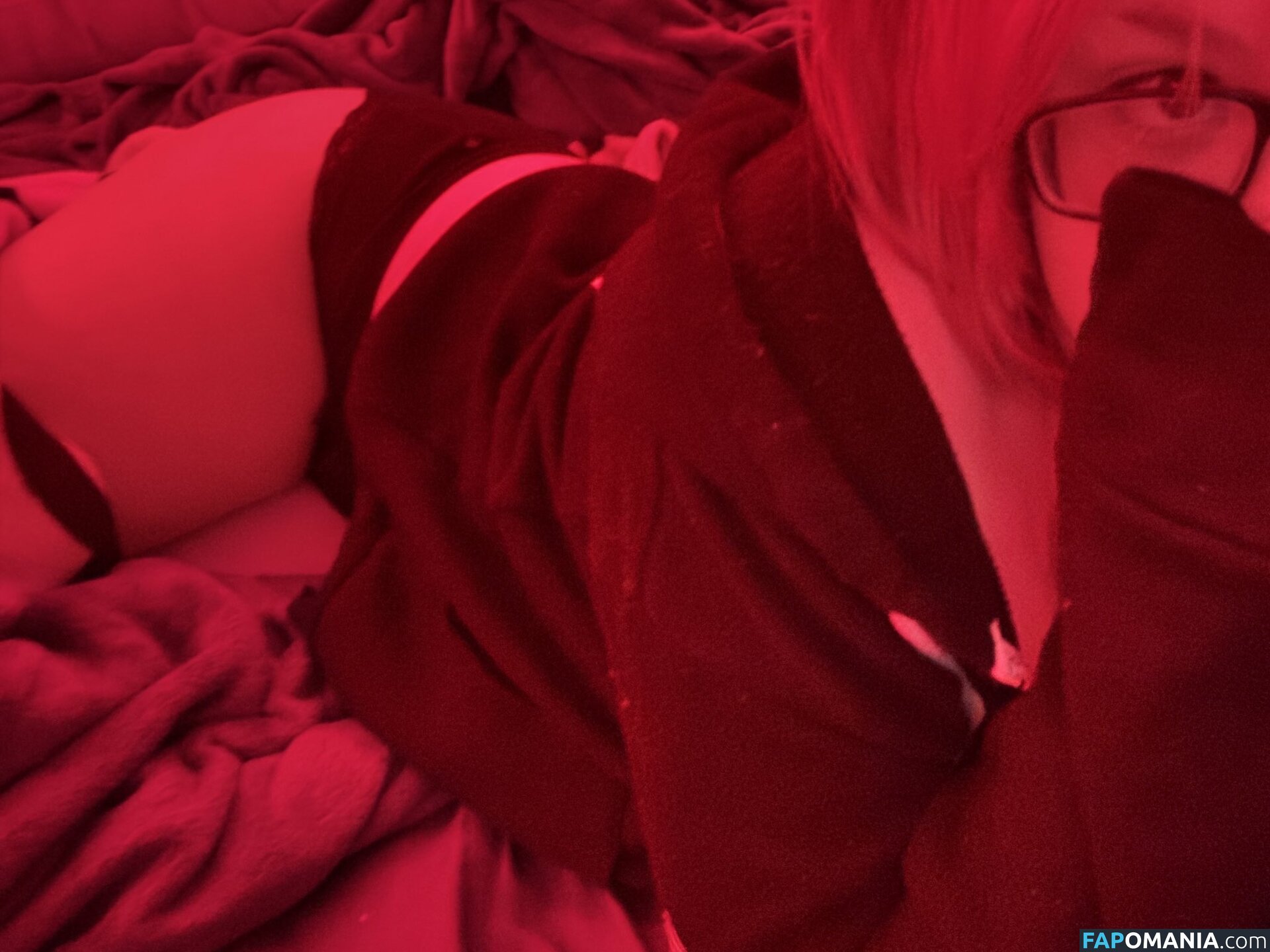 https: / skynyster / skynysterforest / supertfyaoi Çıplak OnlyFans  Sızdırılmış Fotoğraf #1