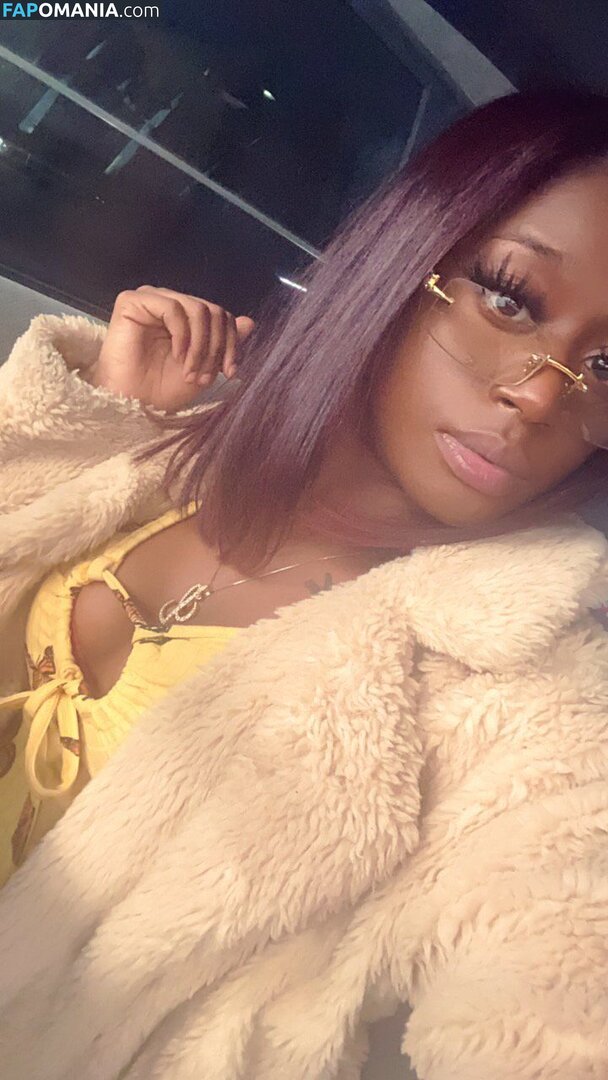 Lola B / Smoochess2xx Çıplak OnlyFans  Sızdırılmış Fotoğraf #3