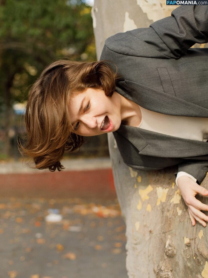 Lindsey Jordan / Snailmail Çıplak OnlyFans  Sızdırılmış Fotoğraf #1