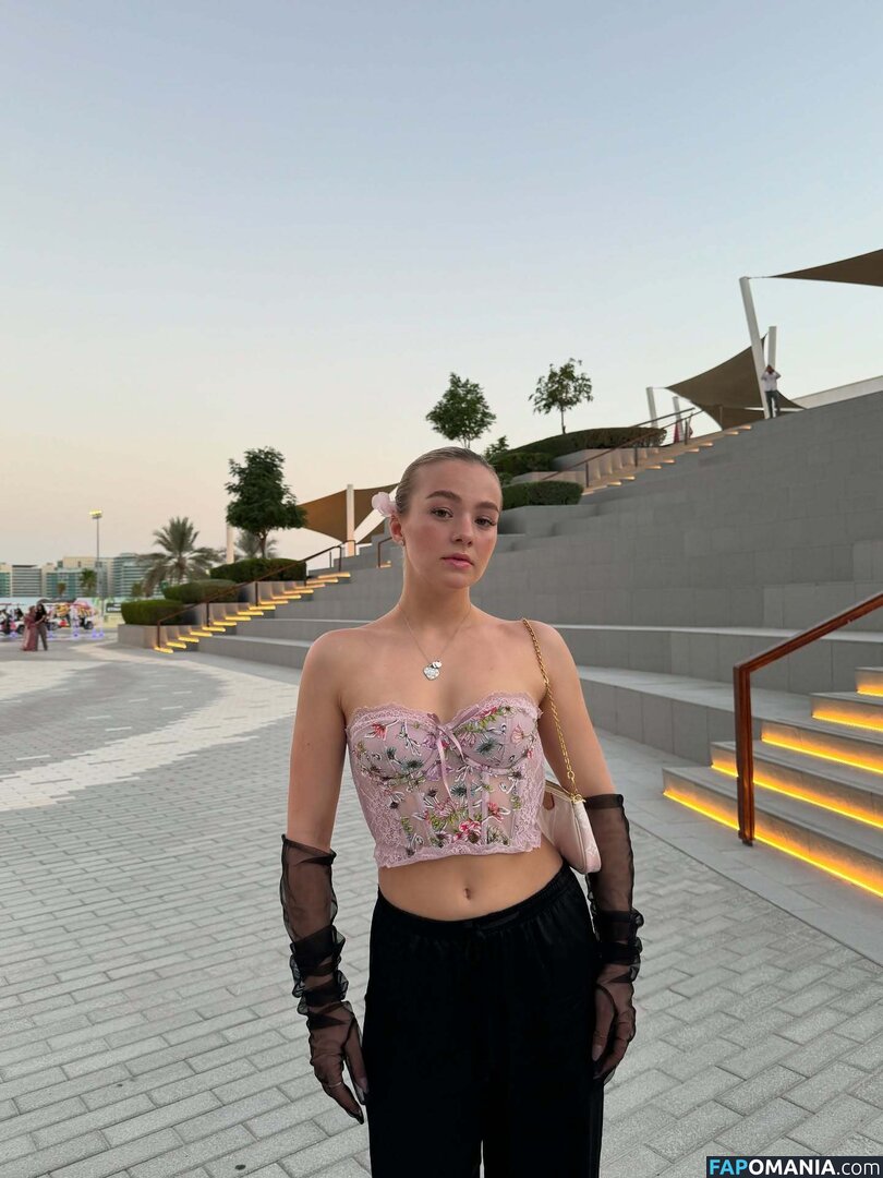 Sofya Plotnikova / sofyaplotnikova Çıplak OnlyFans  Sızdırılmış Fotoğraf #6