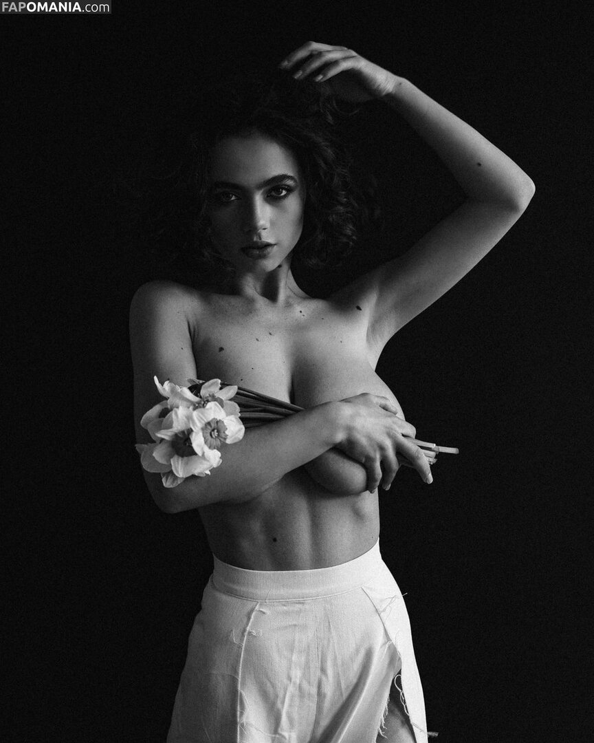 Solomia Maievska / Solomia_Maievska / miamaievska Çıplak OnlyFans  Sızdırılmış Fotoğraf #123