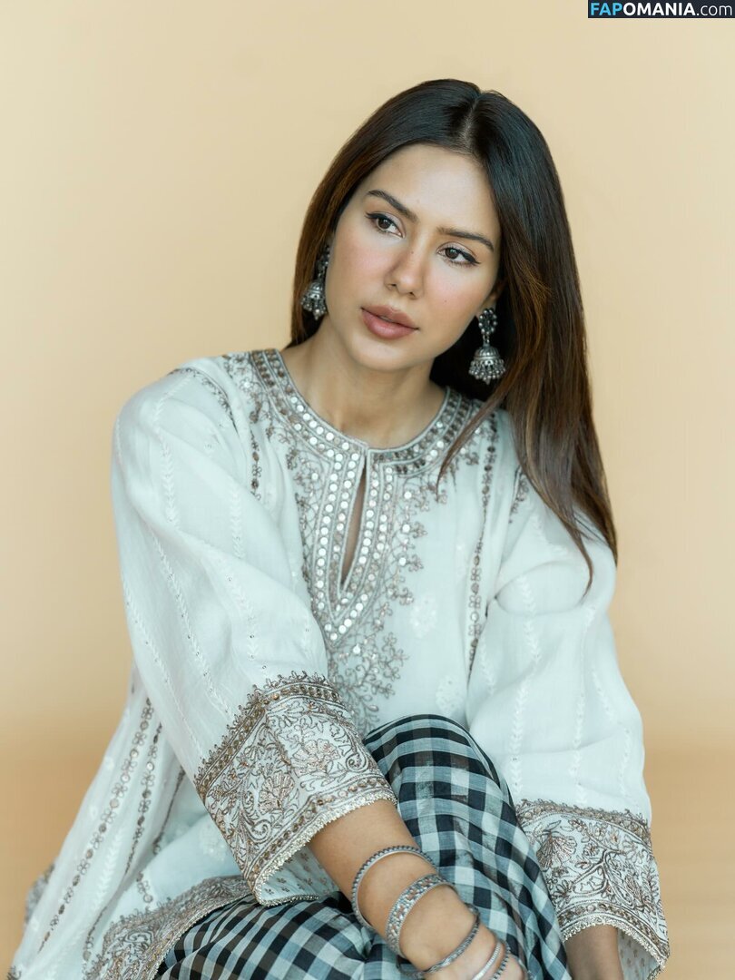 Sonam Bajwa / bajwasonam / sonambajwa Çıplak OnlyFans  Sızdırılmış Fotoğraf #13